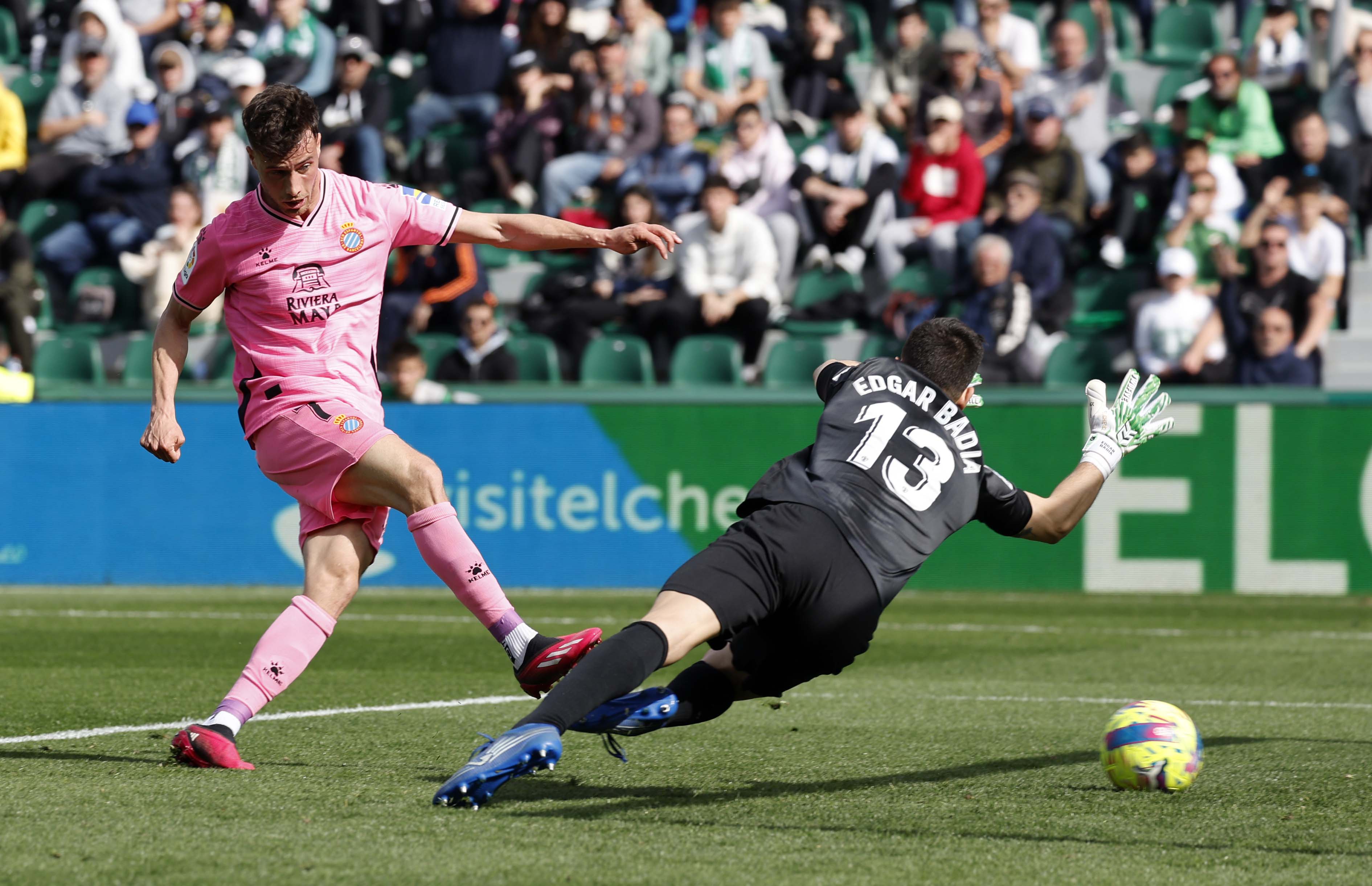 世俱杯倒计时;西班牙人最后时刻门线救险;细节引发关注;细节曝光;训练强度显著提升(西班牙40意大利) 世俱杯倒计时;西班牙人最后时刻门线救险;细节引发关注;细节曝光;训练强度显著提升(西班牙40意大利)