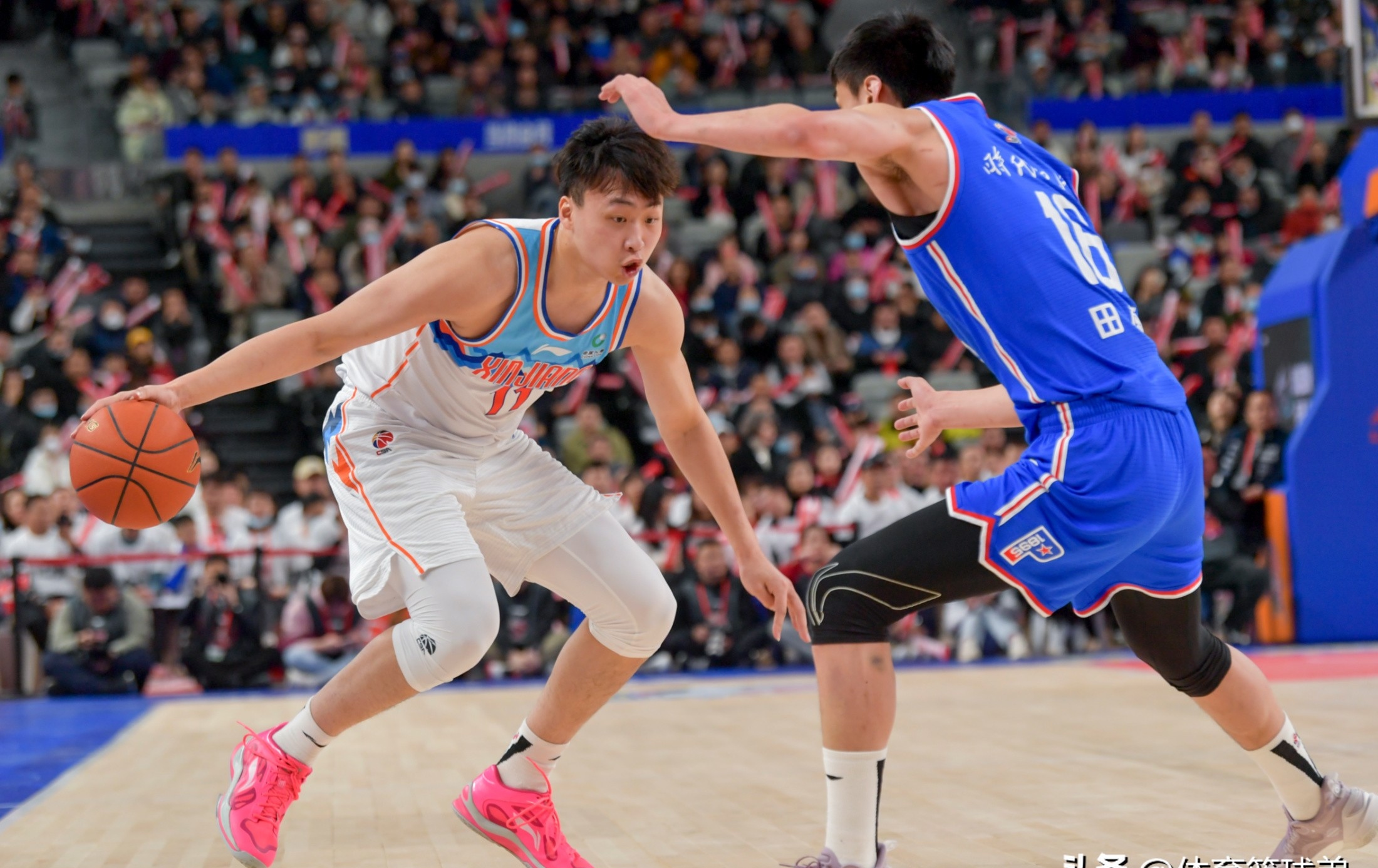 爱游戏ayx全站 -马赛发布备战花絮，今晨回应争议，CBA常规赛任务艰巨，临场指挥获称赞(国防部下达备战命令)