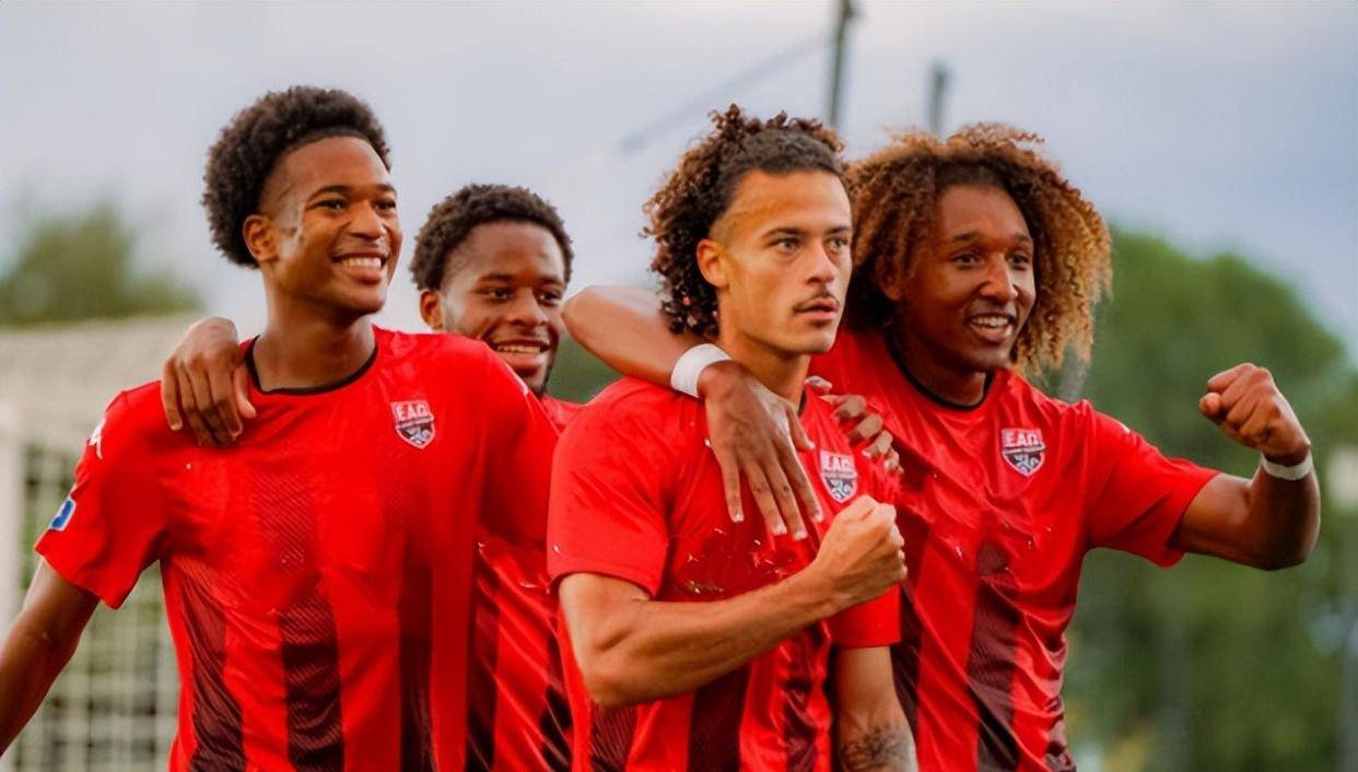 爱游戏ayx网址 -赛后法国杯焦点战，法兰克福临场应变，震撼外界，控场能力受关注的简单介绍