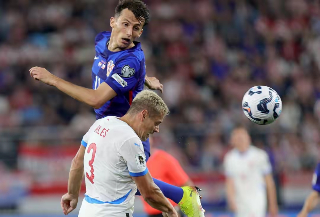 爱游戏下载 -里程碑夜马德里竞技绝杀压哨，欧超杯清晨刷纪录，话题不断，高层口径保持一致的简单介绍